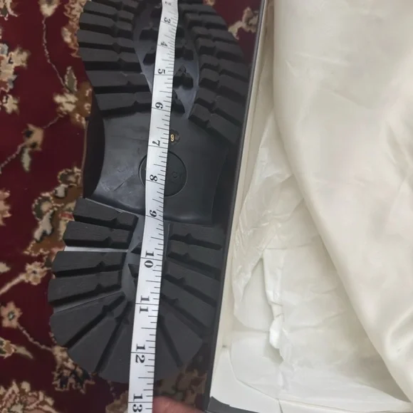 🌺SOLD🌺Gucci Black Horsebit Boots with Gold Buckle - Picture 17 of 17